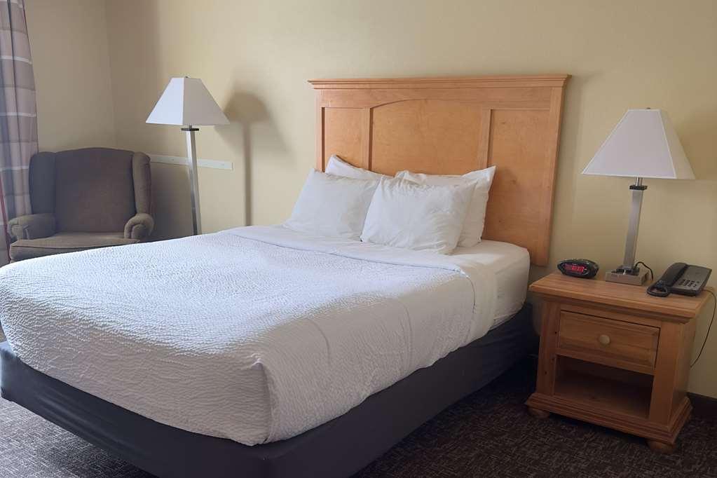 Hotel & Near Spirit Mountain
