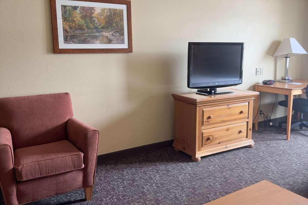 Hotel & Near Spirit Mountain 3*